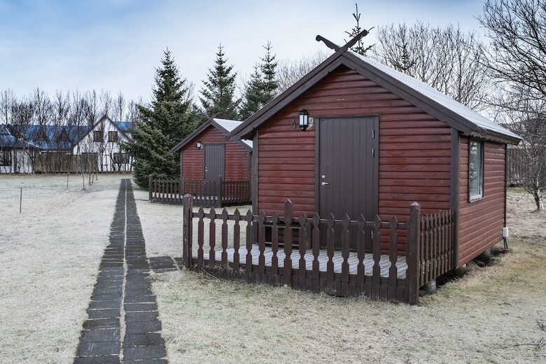 Sm�rat�n Farm Eco Lodges