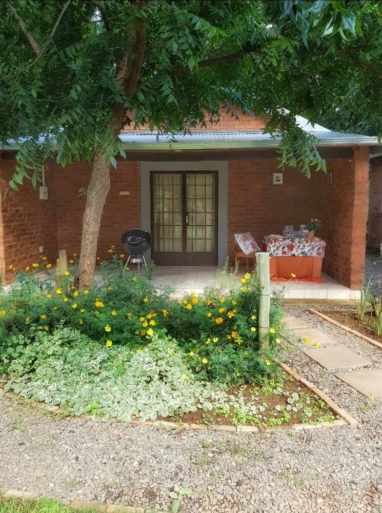Hotel Millstream Inn Guesthouse