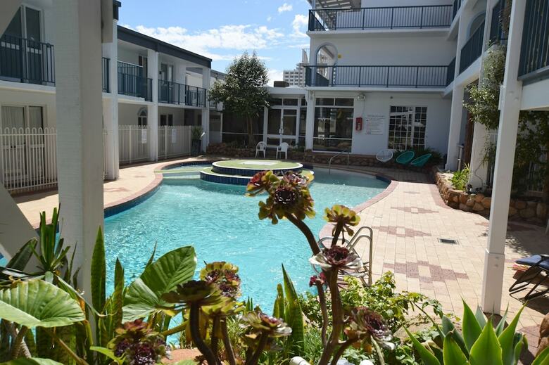 Apartamentos West Beach Lagoon 216 - Quiet & Relaxing.