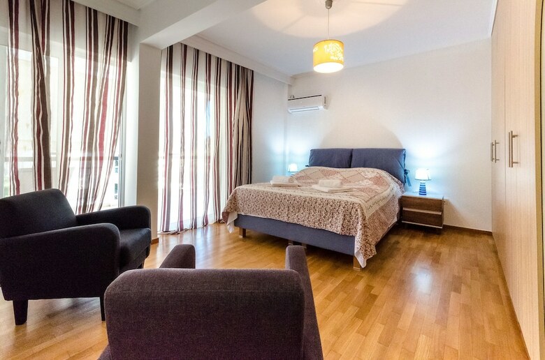 Taurus - Deluxe Apartment With Sea View