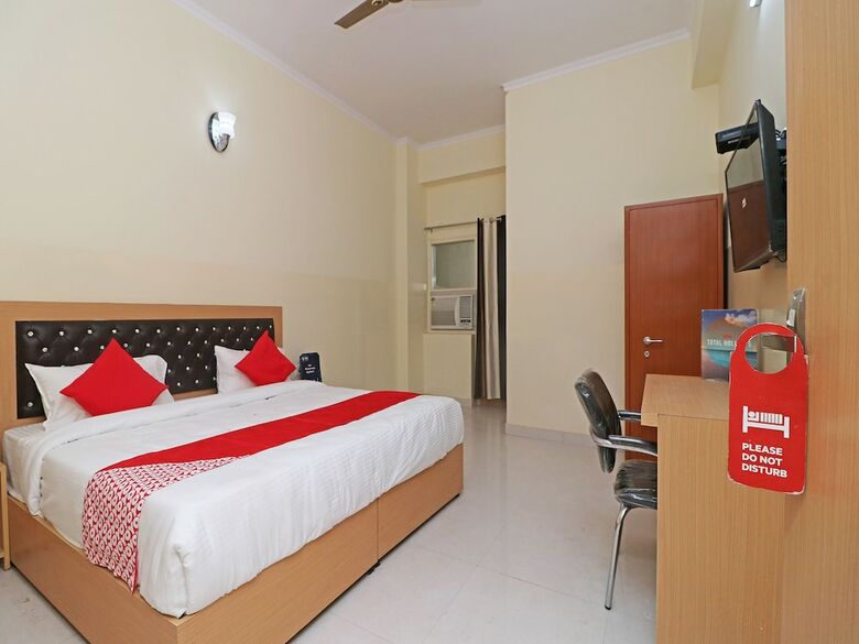 Oyo 28629 Hotel Crosswind