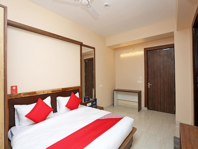 Hotel Oyo Flagship 15751 Grand Ashirwad