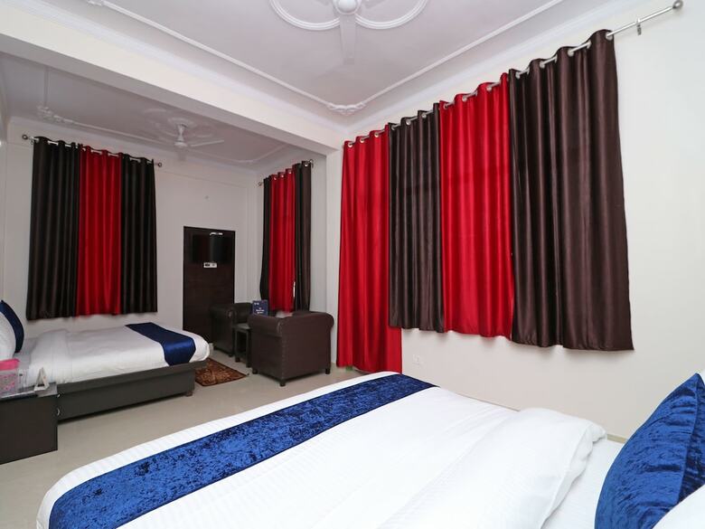 Oyo 13655 Hotel Benog Breeze