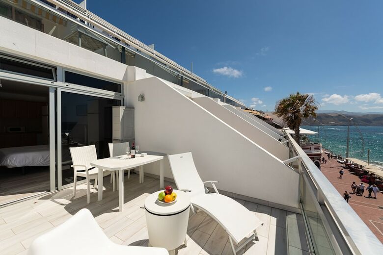 Apartamentos Estudio Frente Al Mar