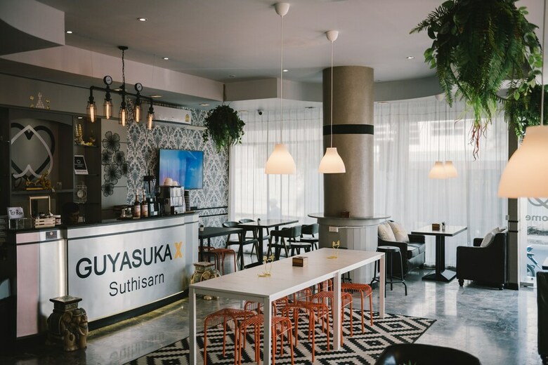 Hostal Guyasuka X Suthisan - Hostel