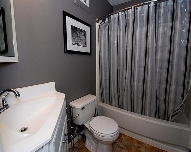 3 Br: Summit 205 C