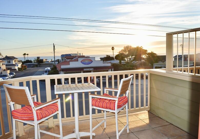Cayucos Sunset Inn Bed And Breakfast