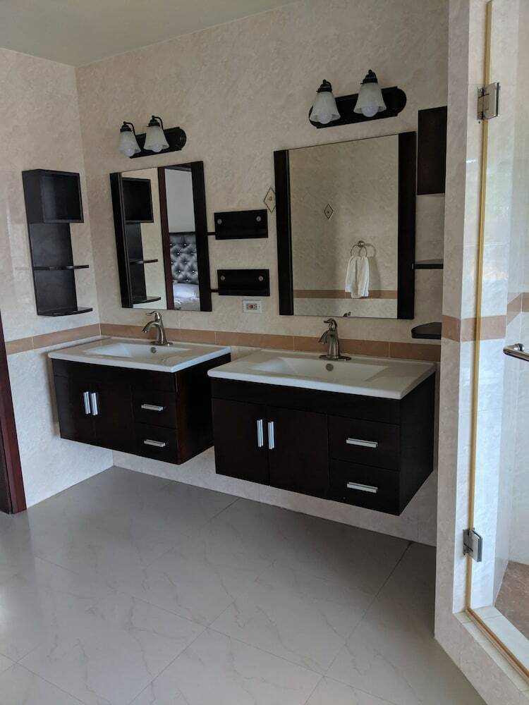 Apartamentos Gems At Crystalcove