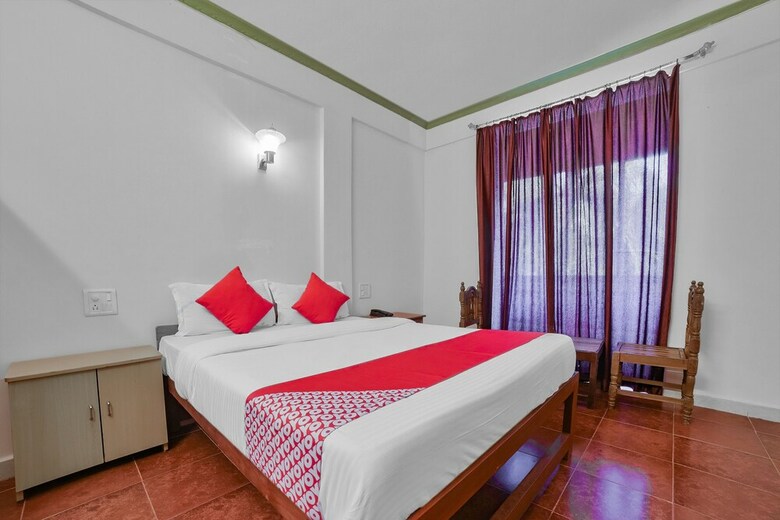 Hotel Oyo 22417 Pleasure Inn