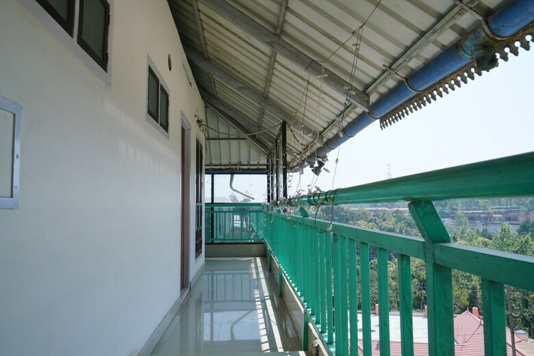 Hotel Oyo 15548 Mackal Residency