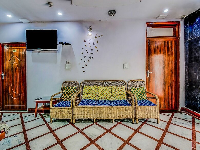 Hotel Oyo Home 18575 Luxury Stay