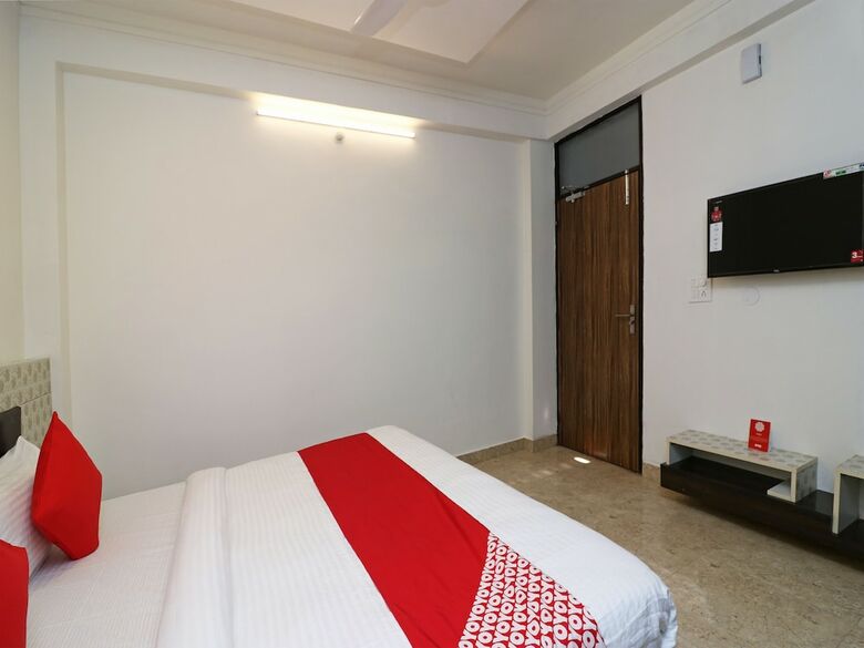 Oyo Flagship 15432 Hotel The Nest