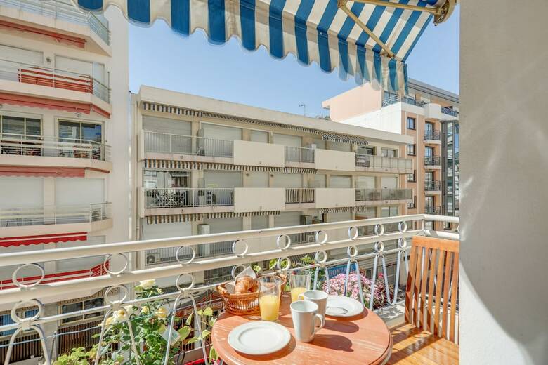 Apartment Near Martinez By Weekome