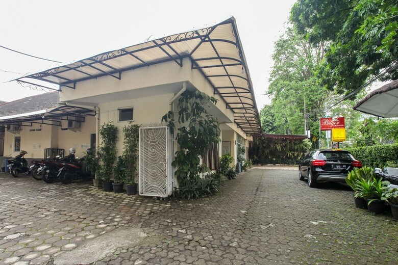 Hotel Literooms Kebun Raya Bogor
