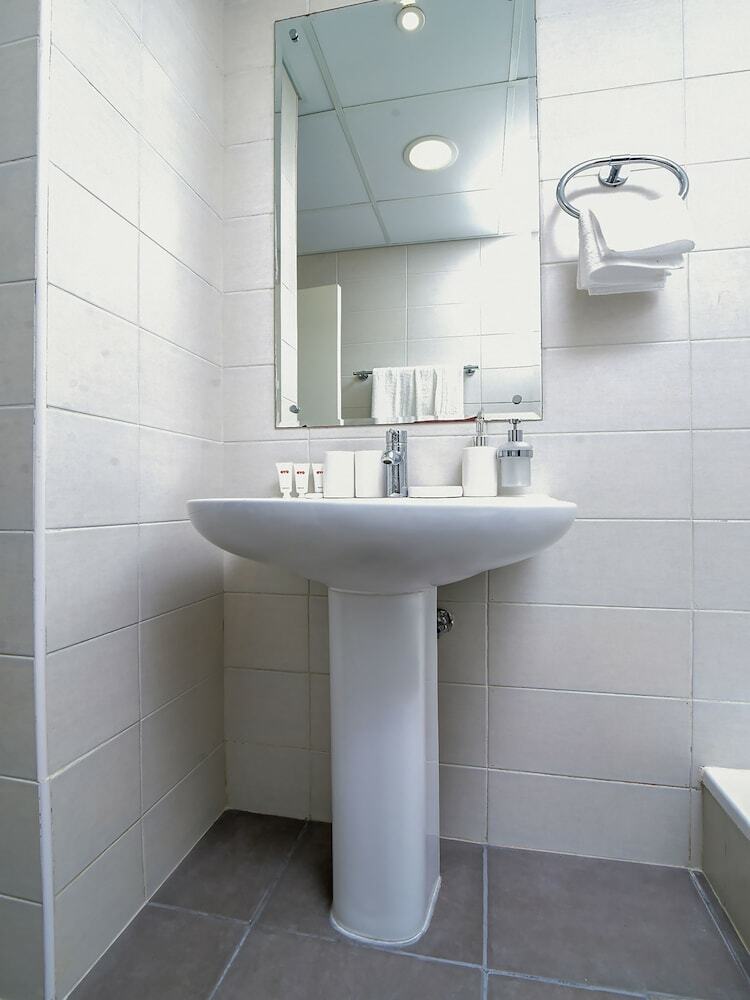 Apartamento Oyo Home 175 Al Khail Heights