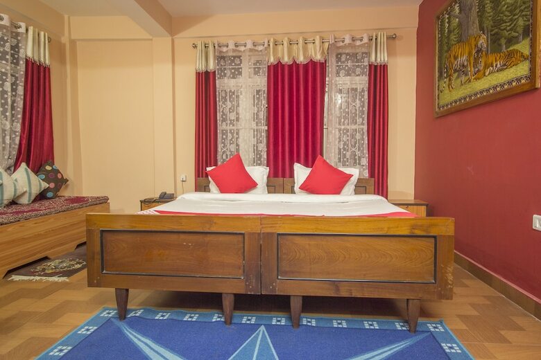Oyo 30417 Hotel Green View Neelgiri