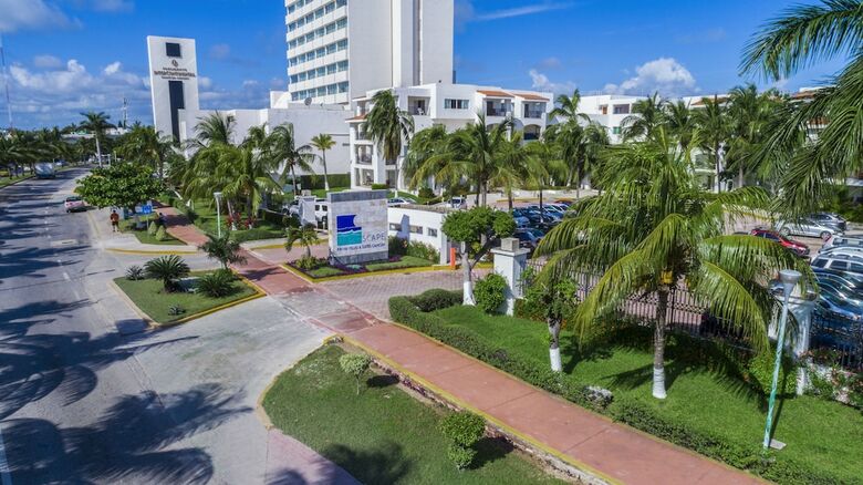 Hotel Beachscape Kin Ha Villas & Suites