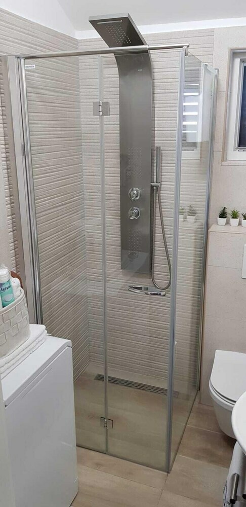 Apartamentos Salsa Brac