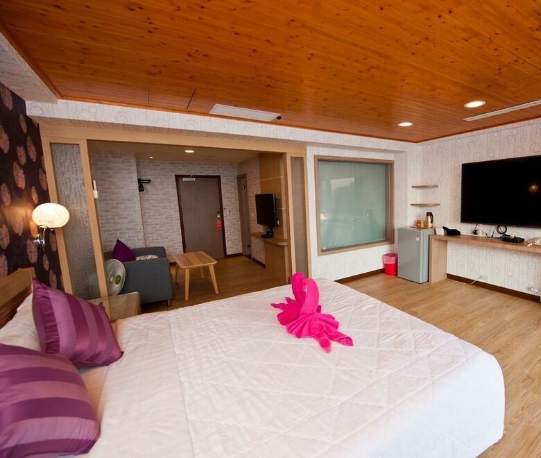 Bed & Breakfast Pin Chiao Hotel