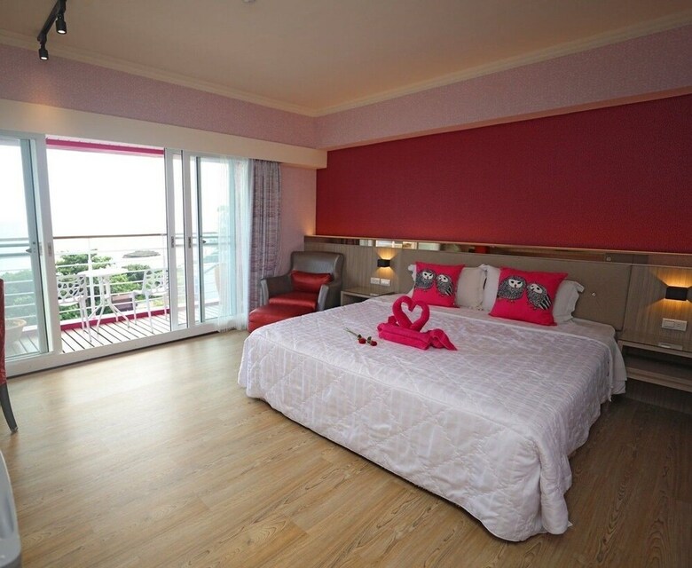Bed & Breakfast Pin Chiao Hotel
