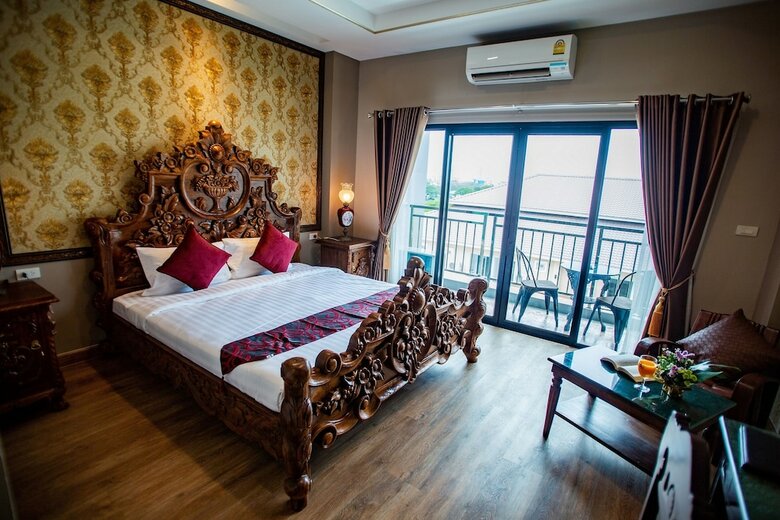 Chunlee Grand Hotel