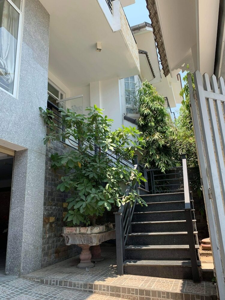 Hotel Guesthouse Phuong Hong