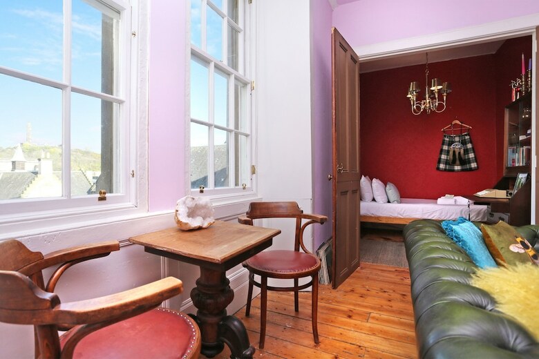 Old Town Gem - Apartment With Great City Views