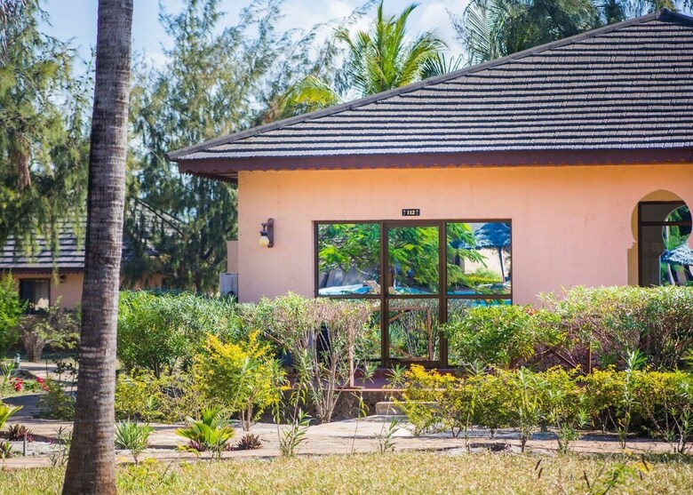 Hotel Vrclub - Paje Palms Beach Resort