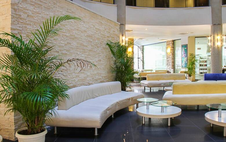 Smartline Meridian Hotel