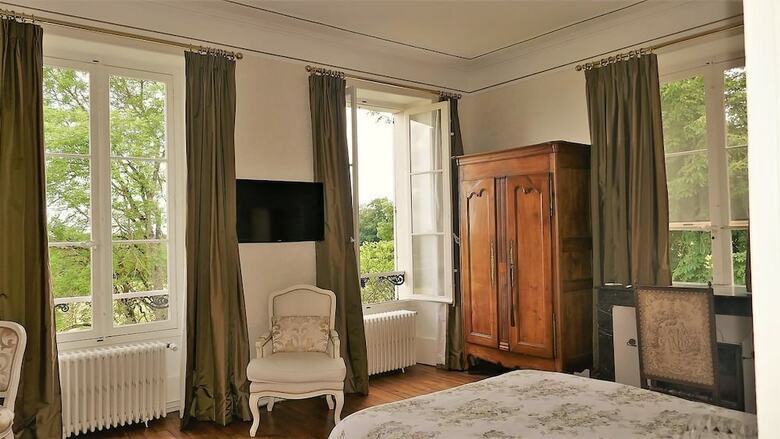 Hotel Chambres D'h�tes - Ch�teau de Preuil