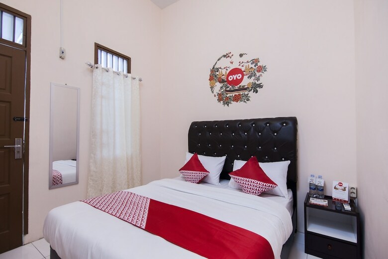 Hotel Oyo 885 Tangkul Residence