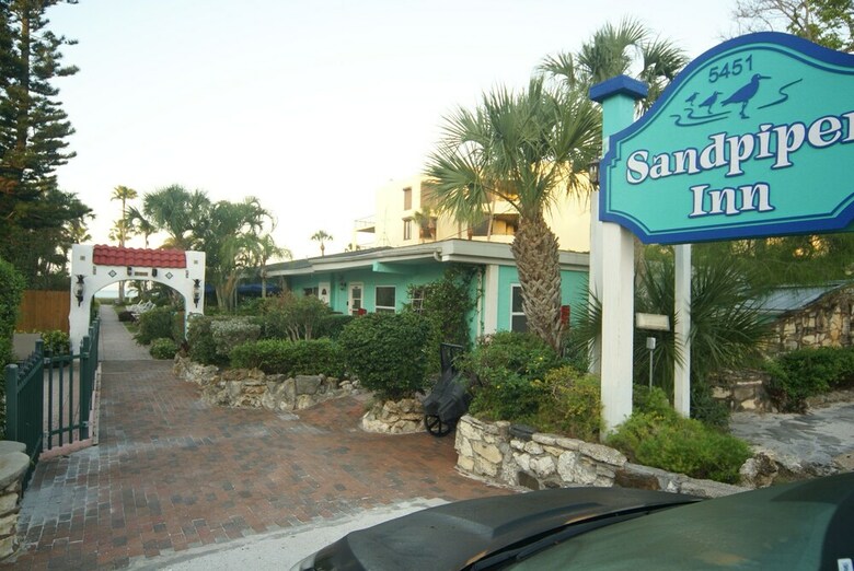 Aparthotel Sandpiper Inn