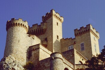 Bed & Breakfast Chateau De La Barben