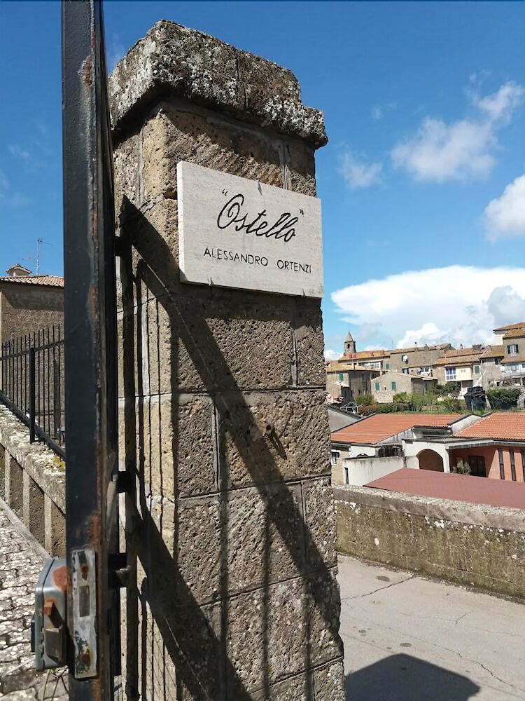 Hostal Ostello Ortensi