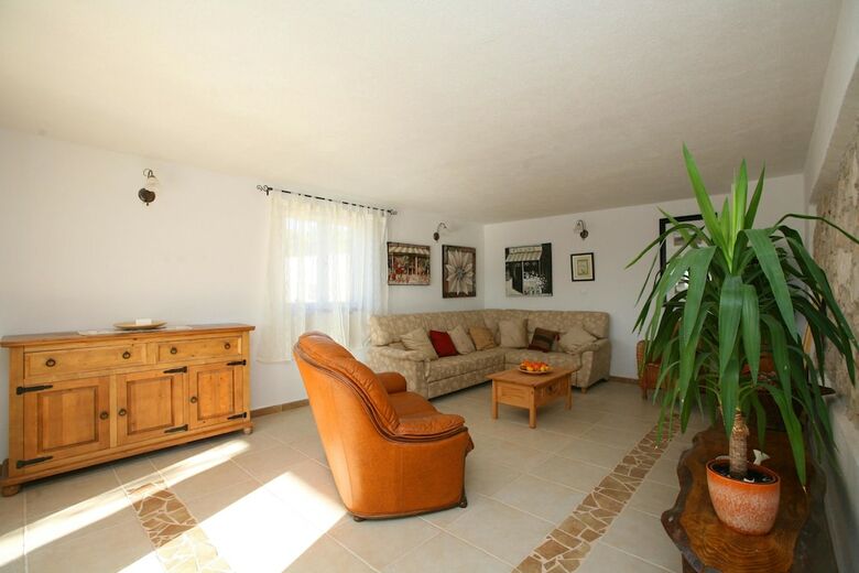 Villa Nada Flores
