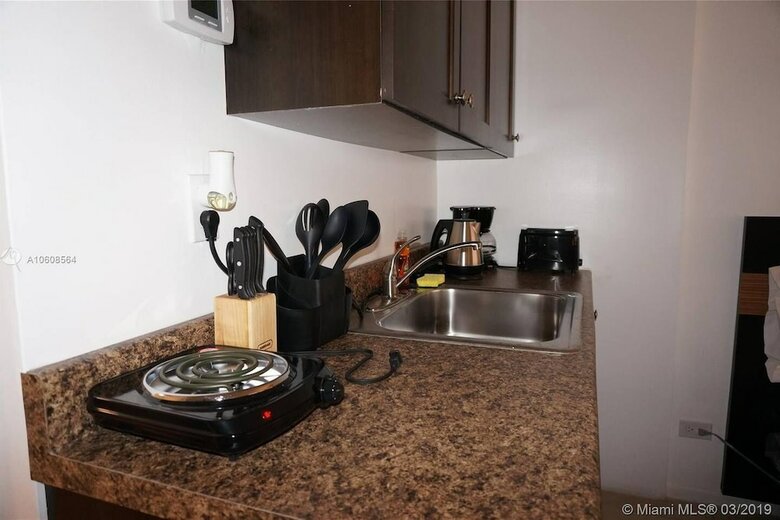 Beautiful Cozy 1br Apartment Walk From The Ocean!