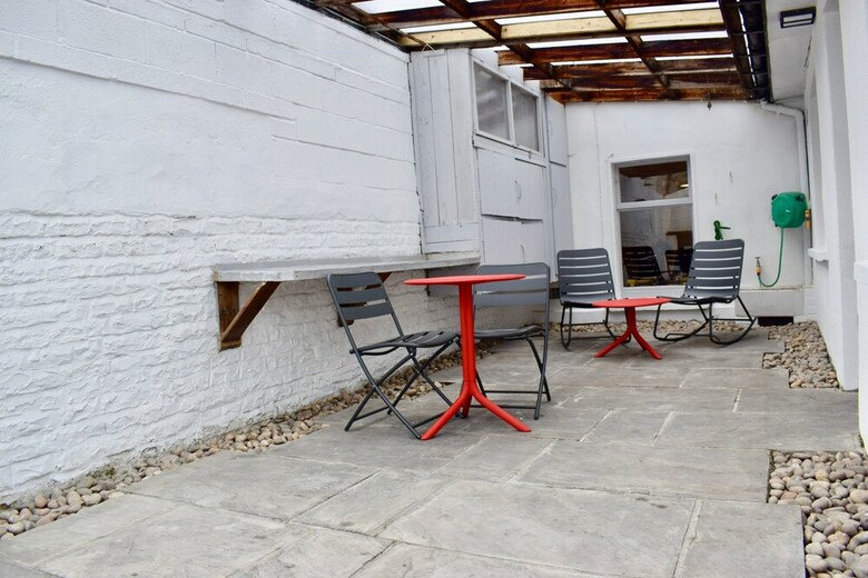 Apartamentos Renovated 3 Bedroom Home
