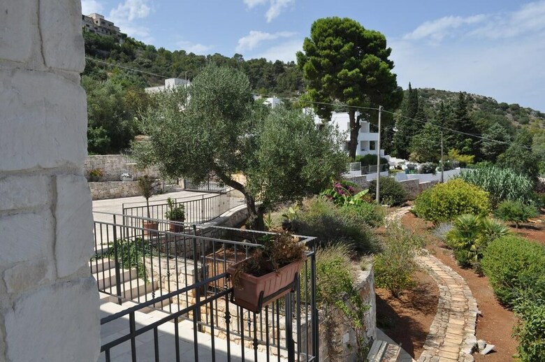 Guest House B&B Pietra Bianca