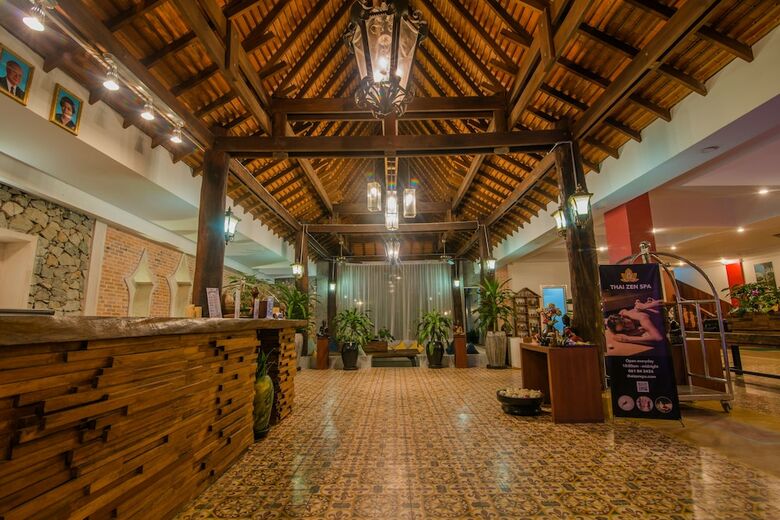 Mekong Angkor Palace Hotel