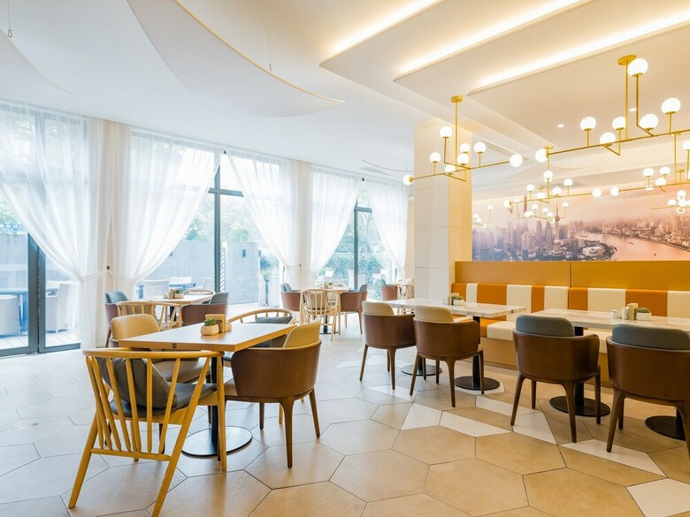 Atour Hotel Time Square Lianyungang