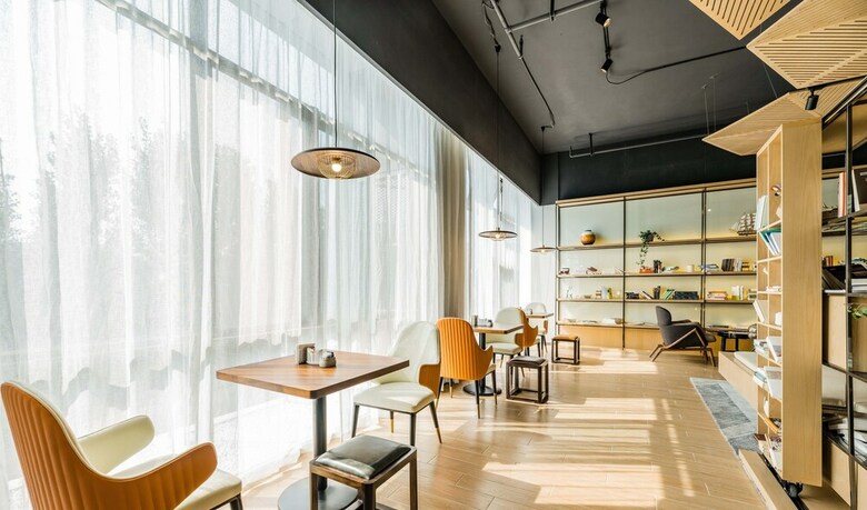 Atour Hotel Time Square Lianyungang