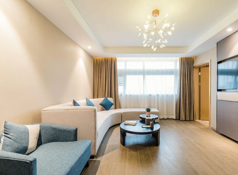 Atour Hotel Golden Beach Yantai