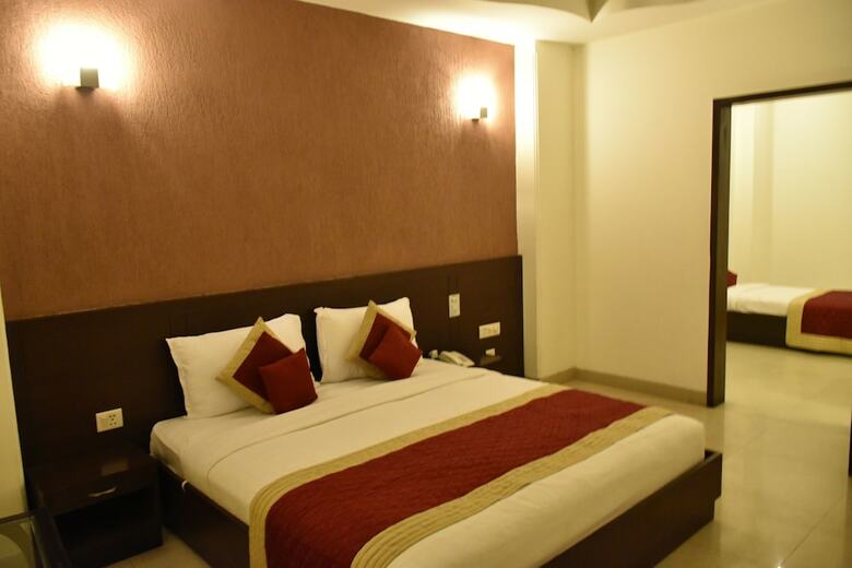 Hotel Impress