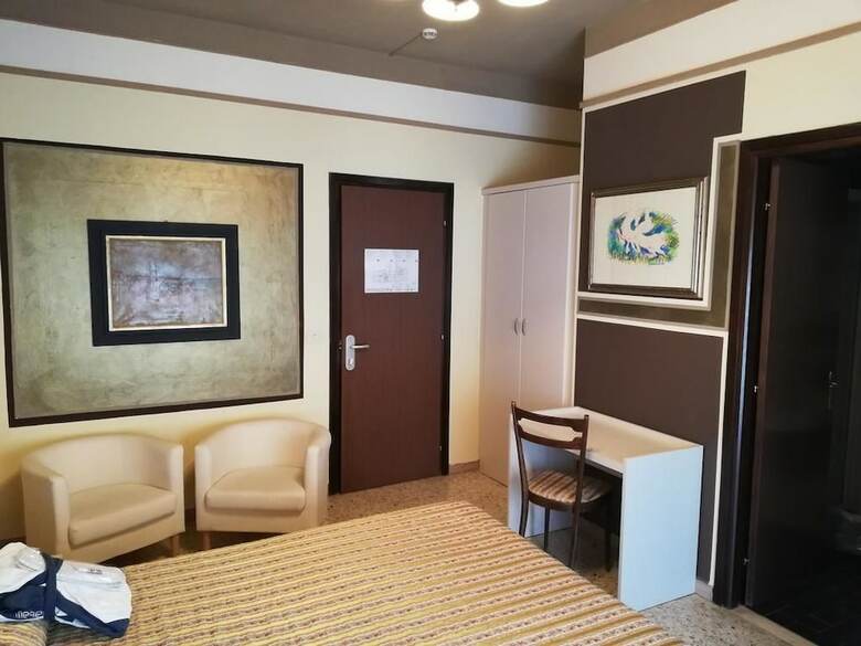 Hotel Pandos