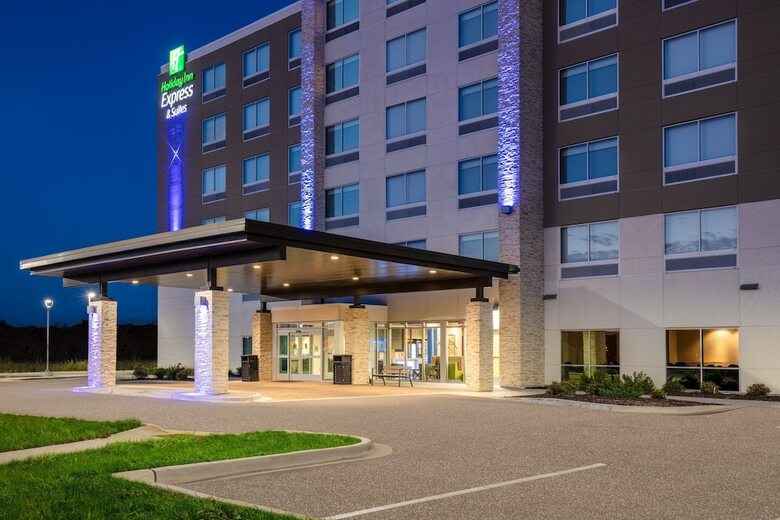 Hotel Holiday Inn Express & Suites Beloit