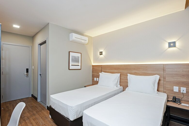 Hotel Slaviero Essential Curitiba Aeroporto
