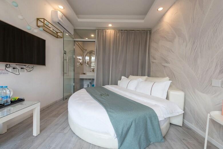Floral Hotel Jiuxianju Beijing