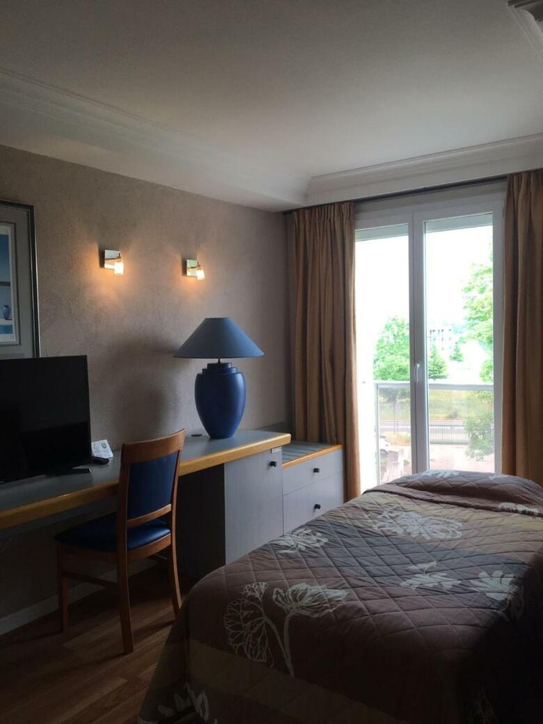Hotel Val de Saone Lyon Caluire Rillieux
