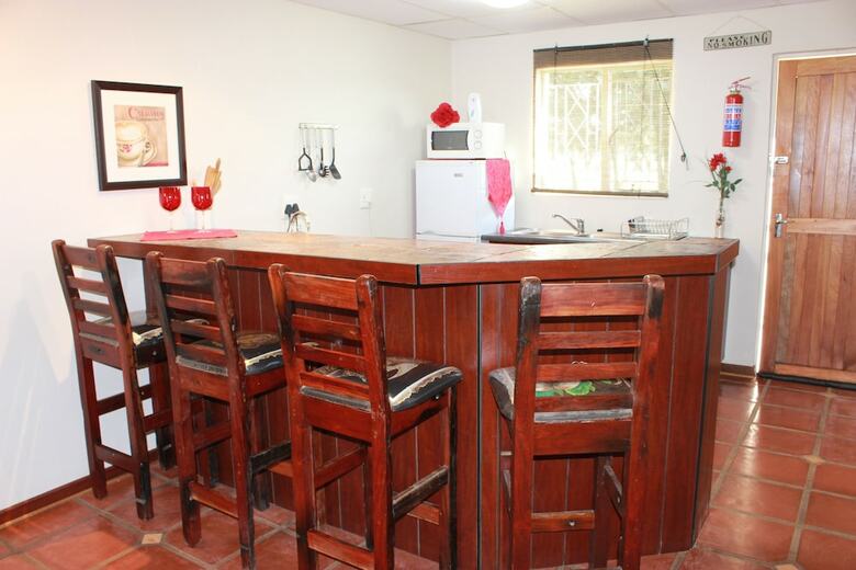 Hotel A Cherry Lane Self Catering And B&B