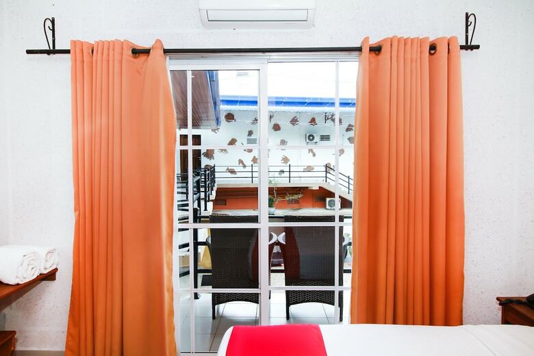 Oyo 242 Dhanamuthu Hotel And Banquets